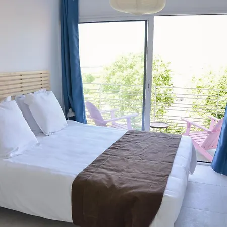 Le Toit Penché Hébergement de vacances *